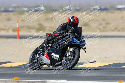 media/Mar-24-2025-Moto Forza (Mon) [[57ce5c5cff]]/3-Beginner Group/Session 2 (Turn 11)/